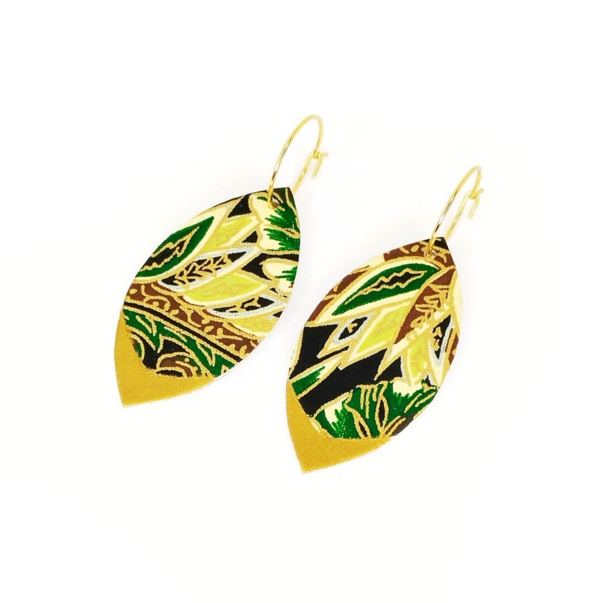 ANKAA | Pendientes medianos de aro con hoja alargada de papel - 5